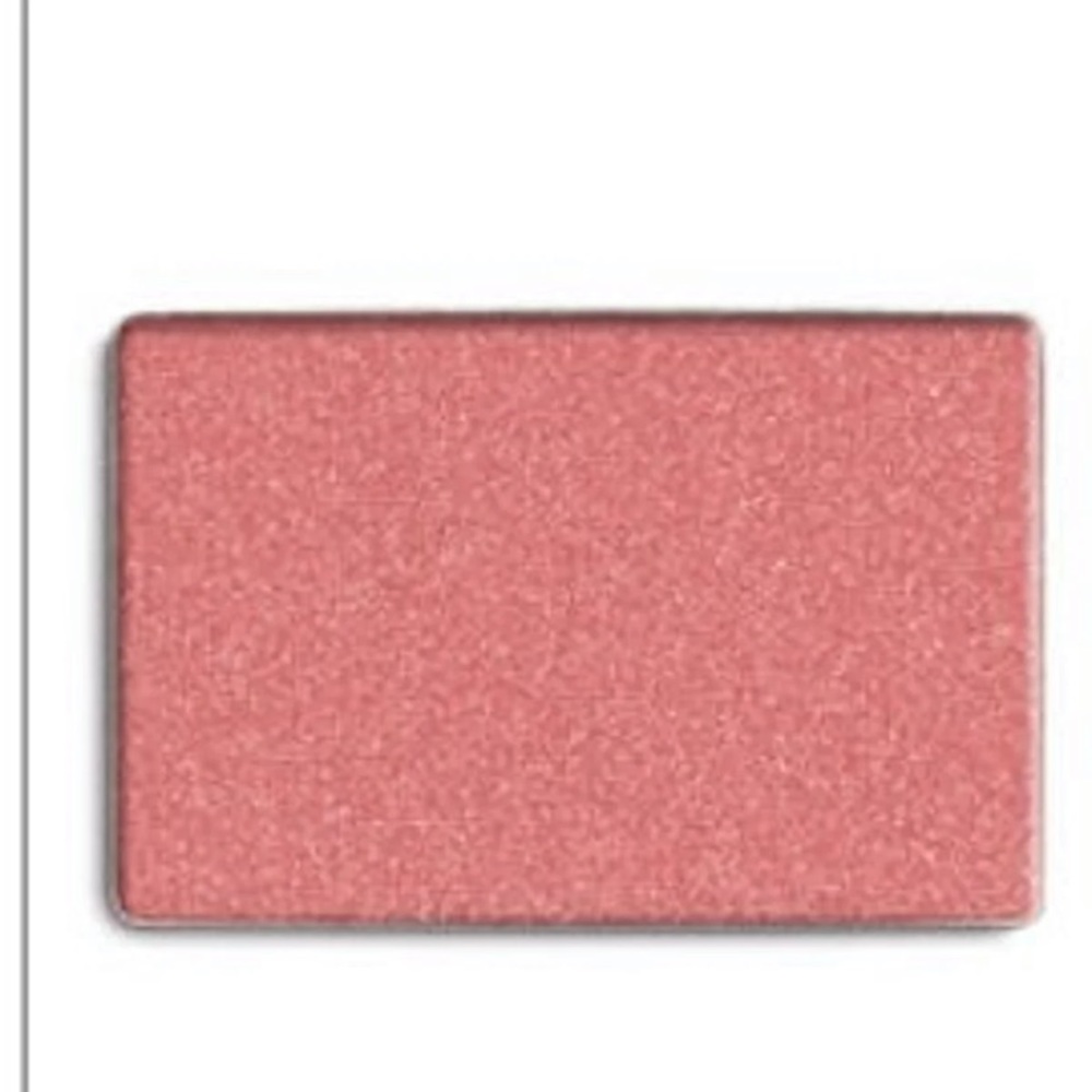 Discontinued peach eyeshadow